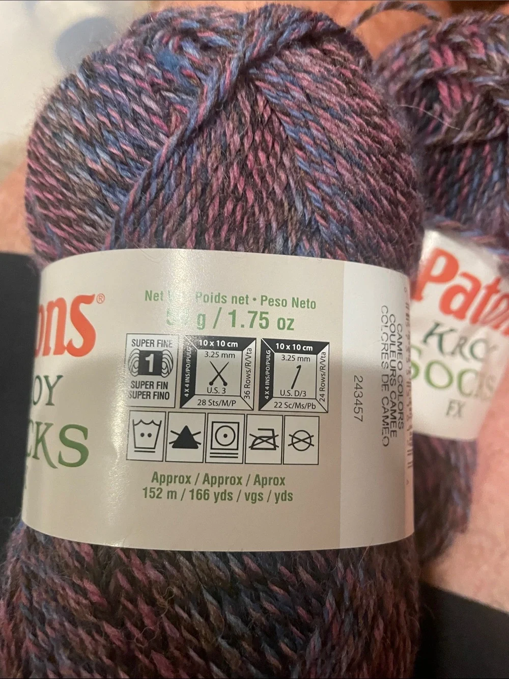 Patons Kroy Socks FX Yarn - Heathered Purple Blend 2 Skiens